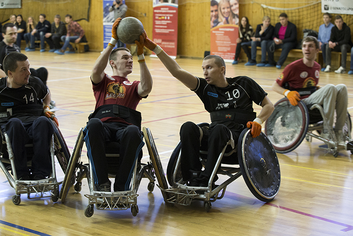 Состоялся регби-турнир на колясках Murderball