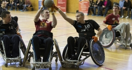 Состоялся регби-турнир на колясках Murderball